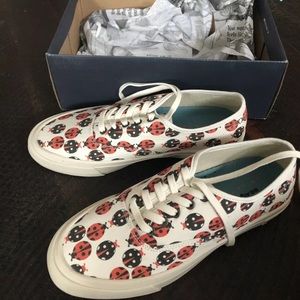 Trina Turk SeaVees Sneaker Ladybug Size 8.5 NEW